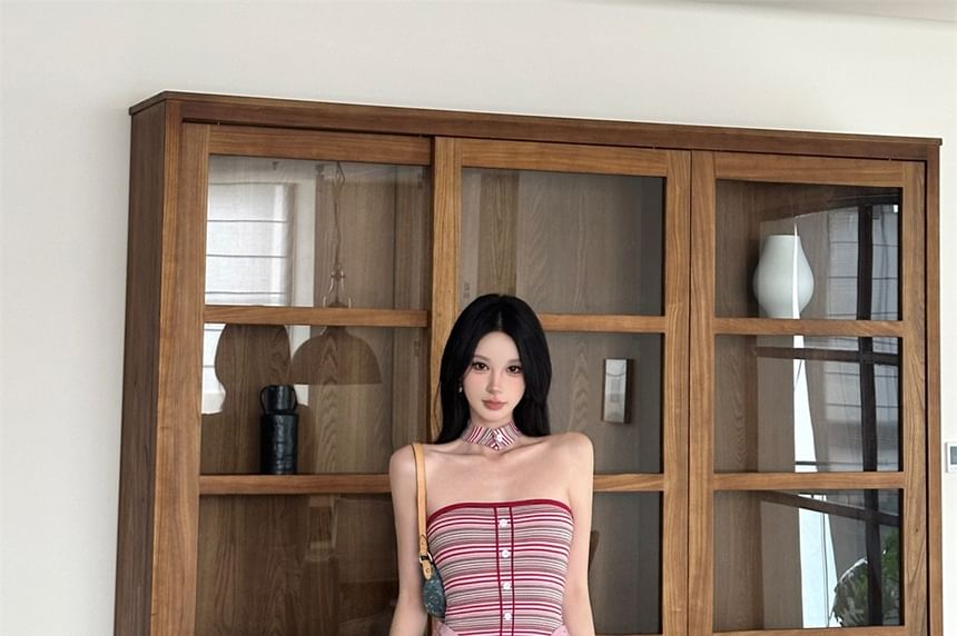 Striped Panel Halter Neck Mock Two-Piece Ruched Open Back A-Line Maxi Dress
